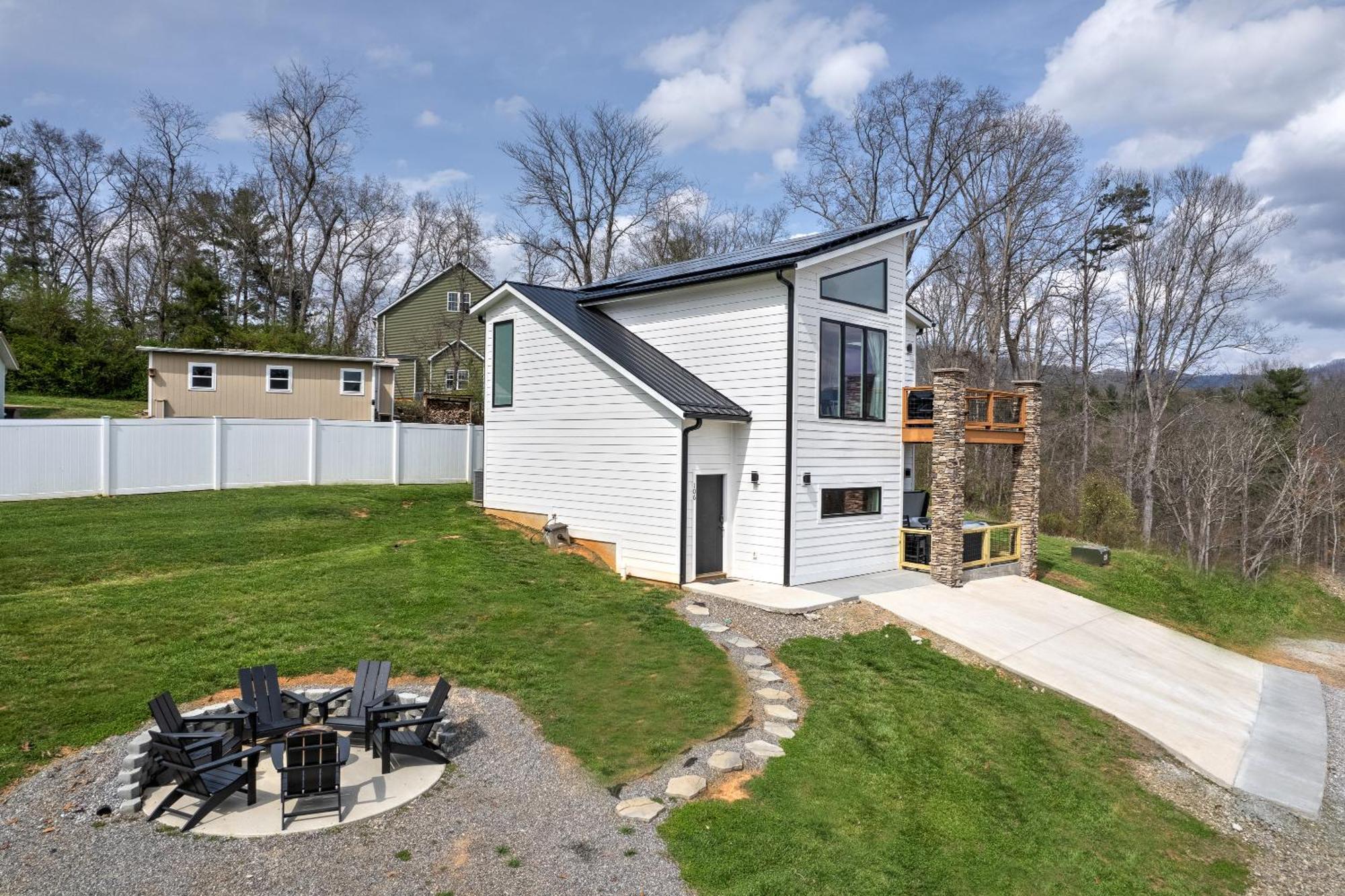 Mon Tresor, Modern Mountain Views With Deck Villa Weaverville Eksteriør bilde